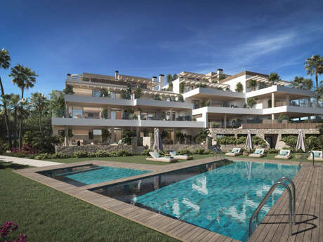 Ground Floor Apartment for sale in Cabopino, Marbella East