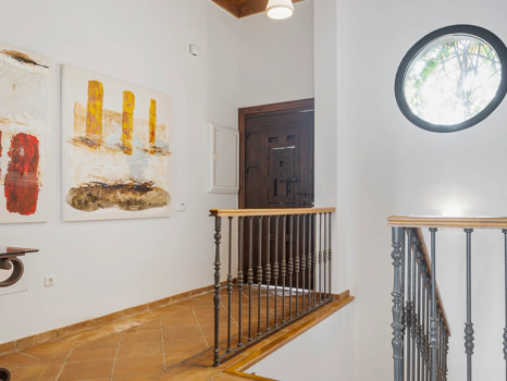 Elegant 5-Bedroom Townhouse in La Perla de la Heredia, Marbella