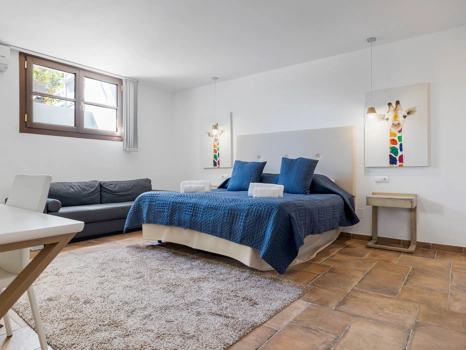 Elegant 5-Bedroom Townhouse in La Perla de la Heredia, Marbella