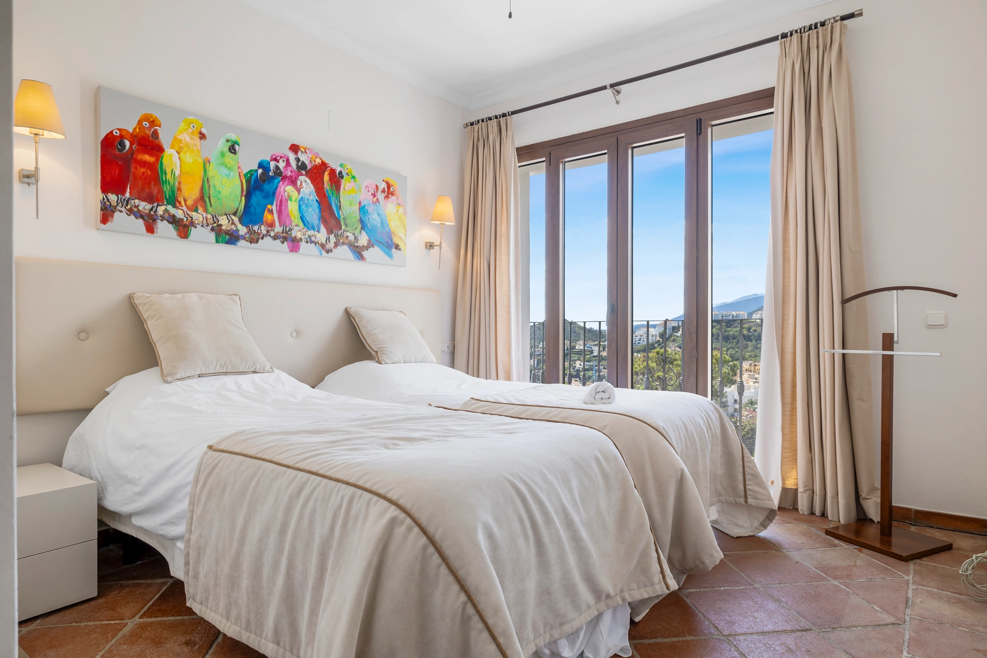 Town House for sale in Benahavis