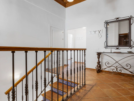 Elegant 5-Bedroom Townhouse in La Perla de la Heredia, Marbella