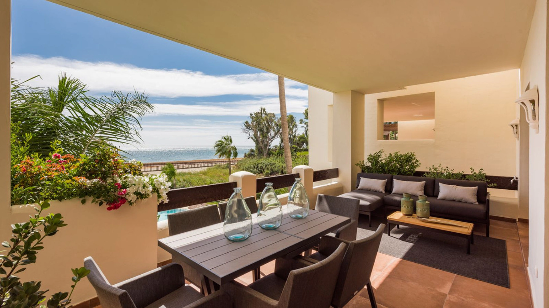 Apartment for sale in New Golden Mile, Estepona East