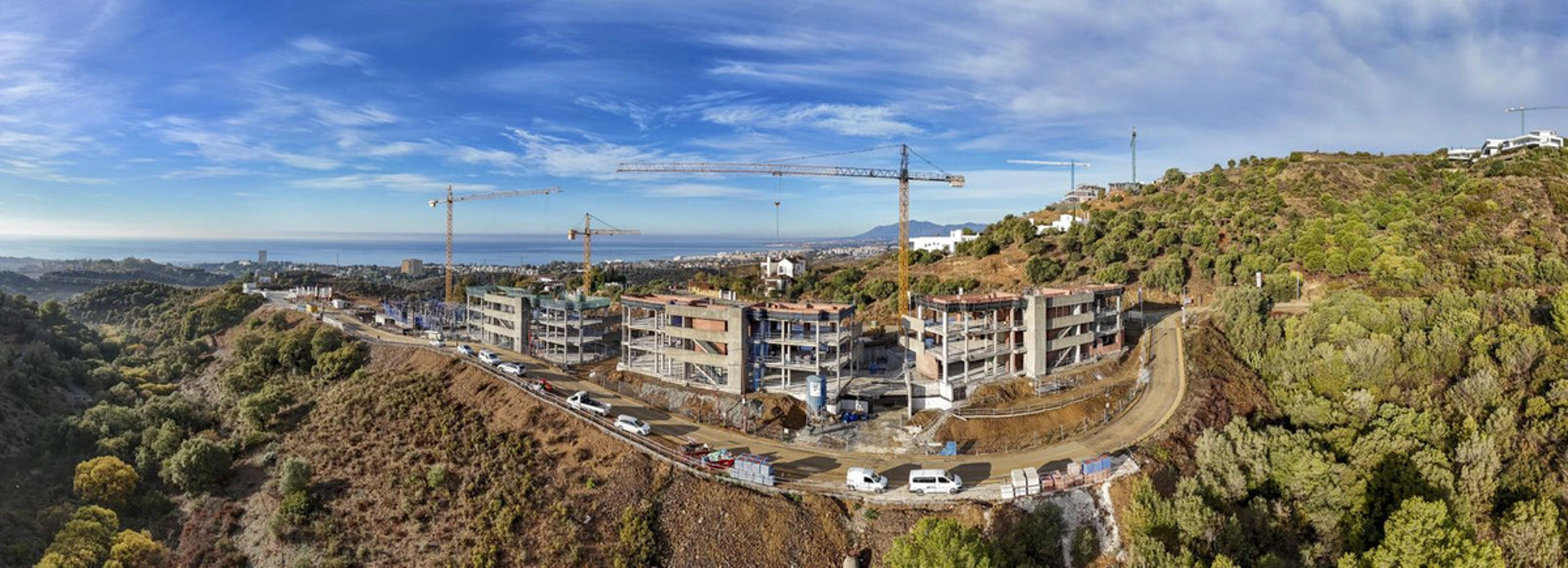 Penthouse for sale in Los Altos de los Monteros, Marbella East