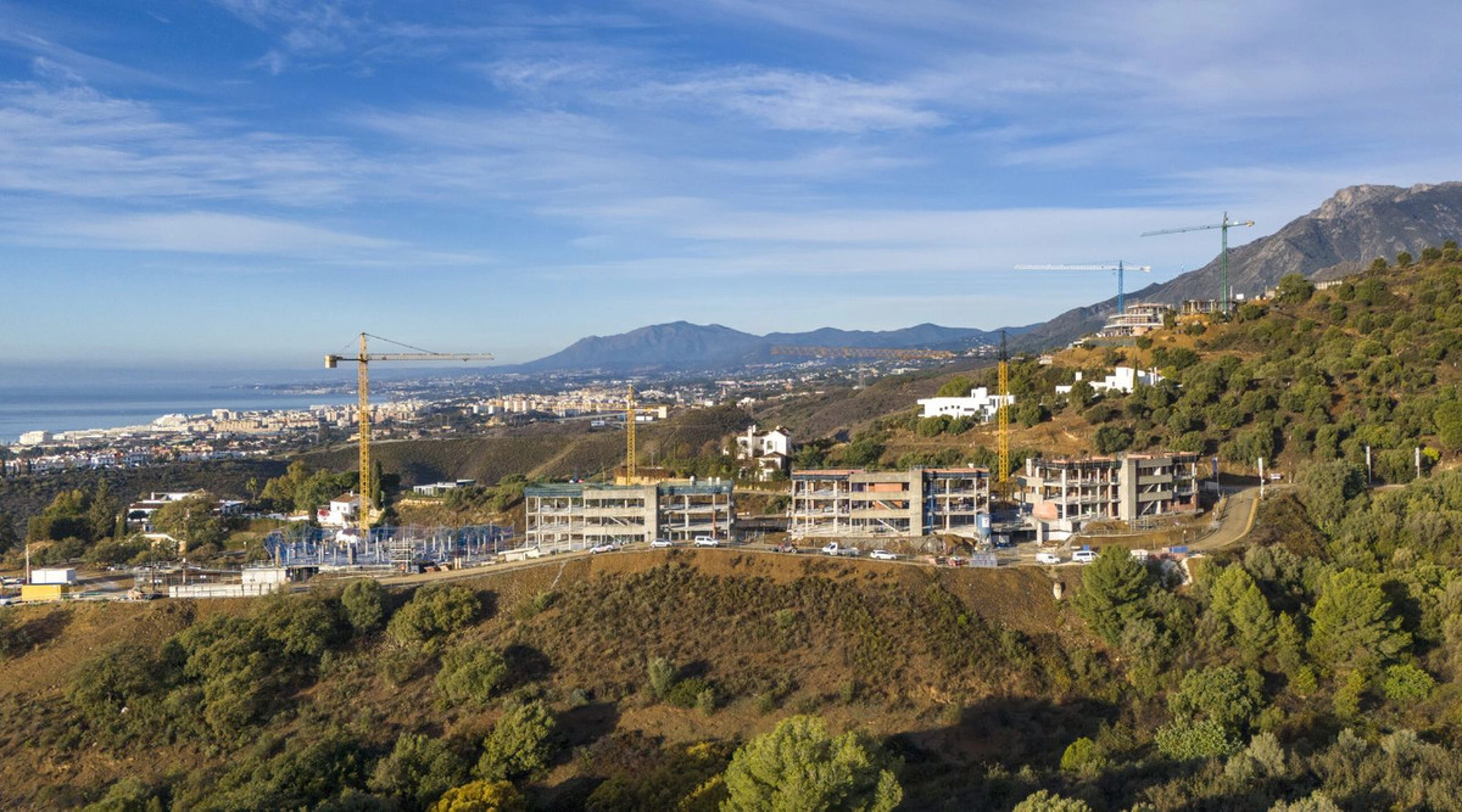 Penthouse for sale in Los Altos de los Monteros, Marbella East