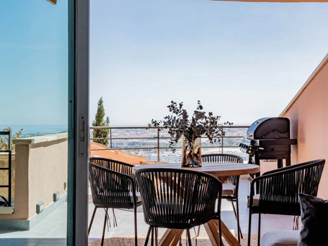 Apartment for sale in Nueva Andalucia, Marbella