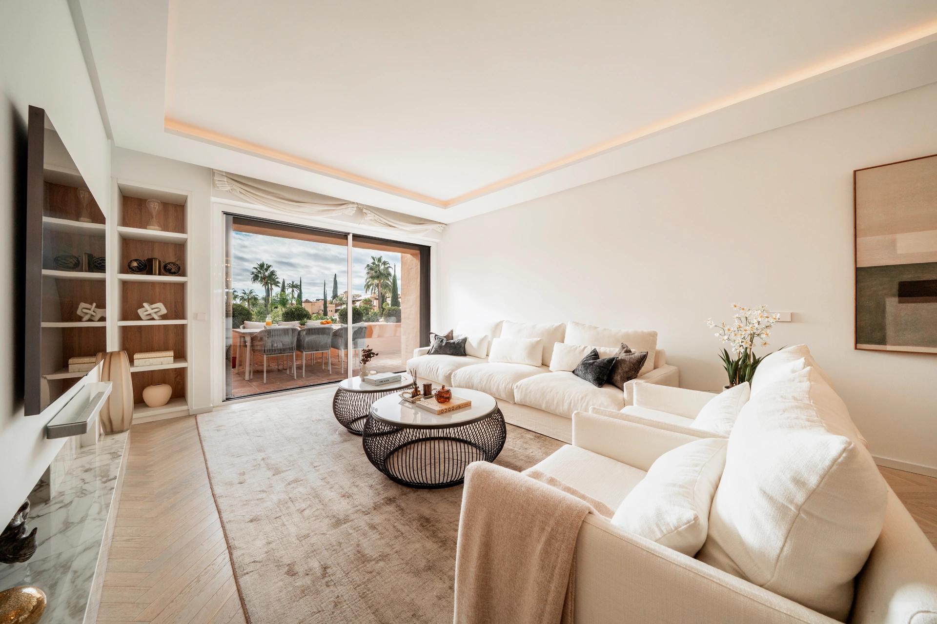 Duplex Penthouse for sale in Benahavis