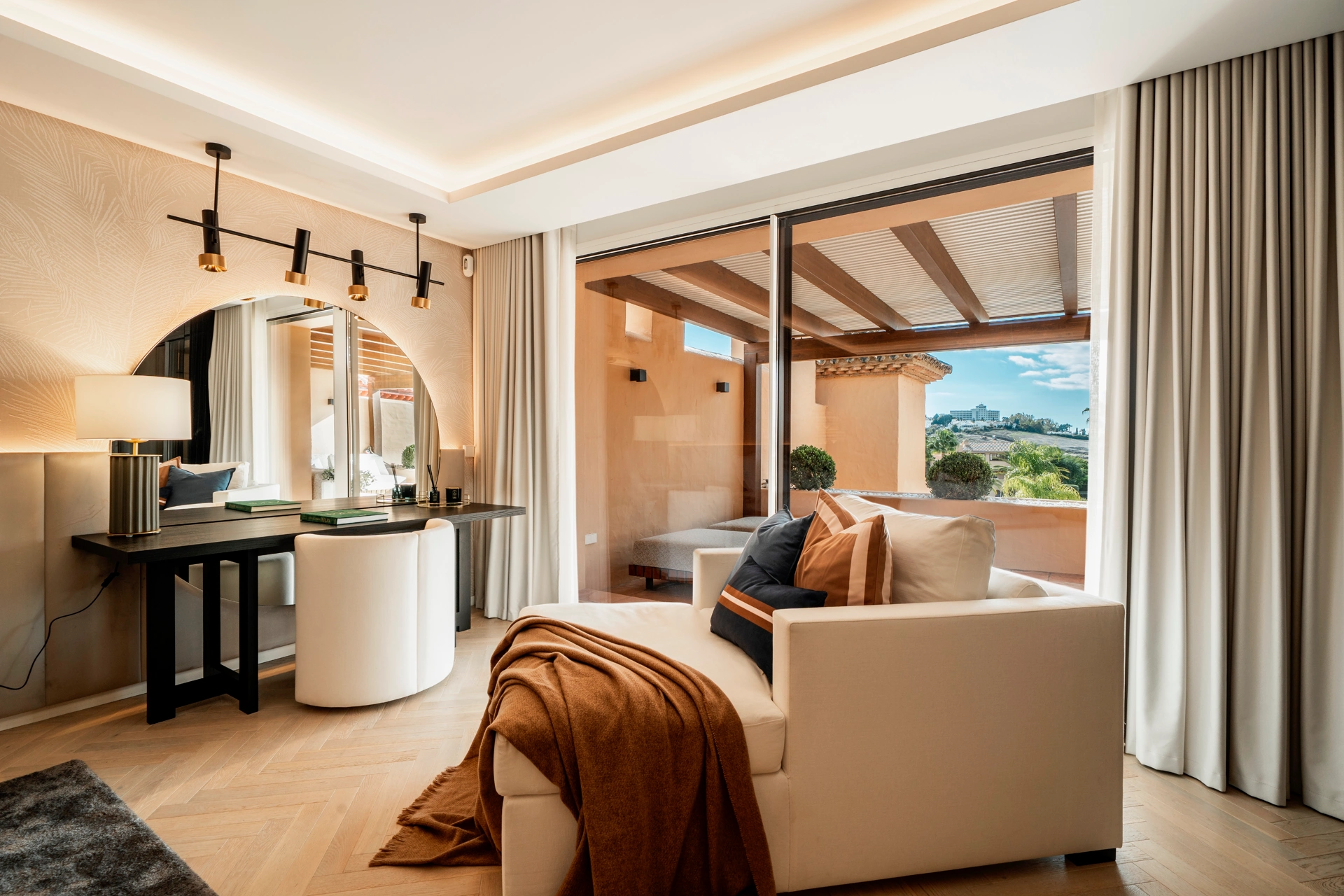 Duplex Penthouse for sale in Benahavis