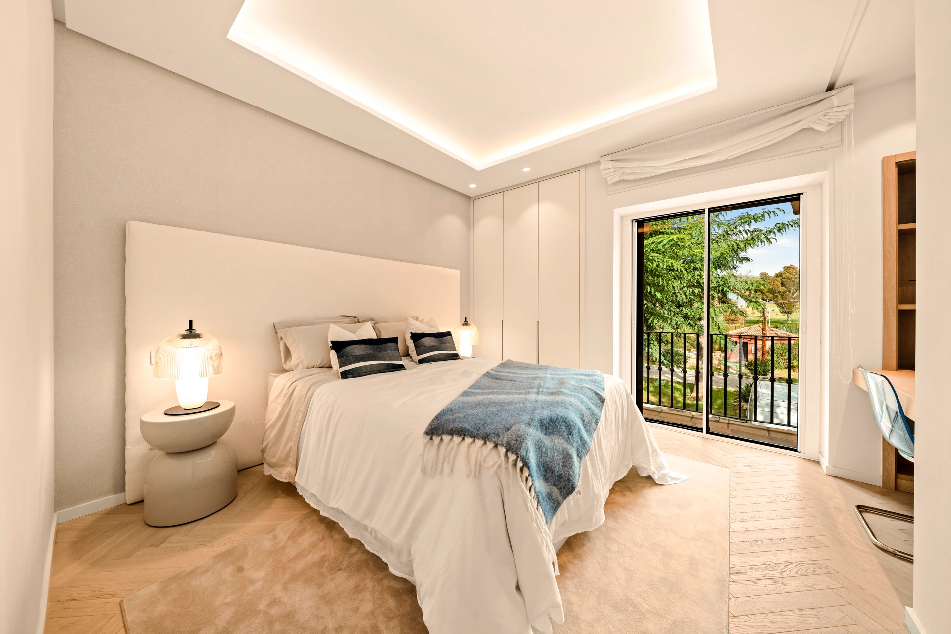 Duplex Penthouse for sale in Benahavis