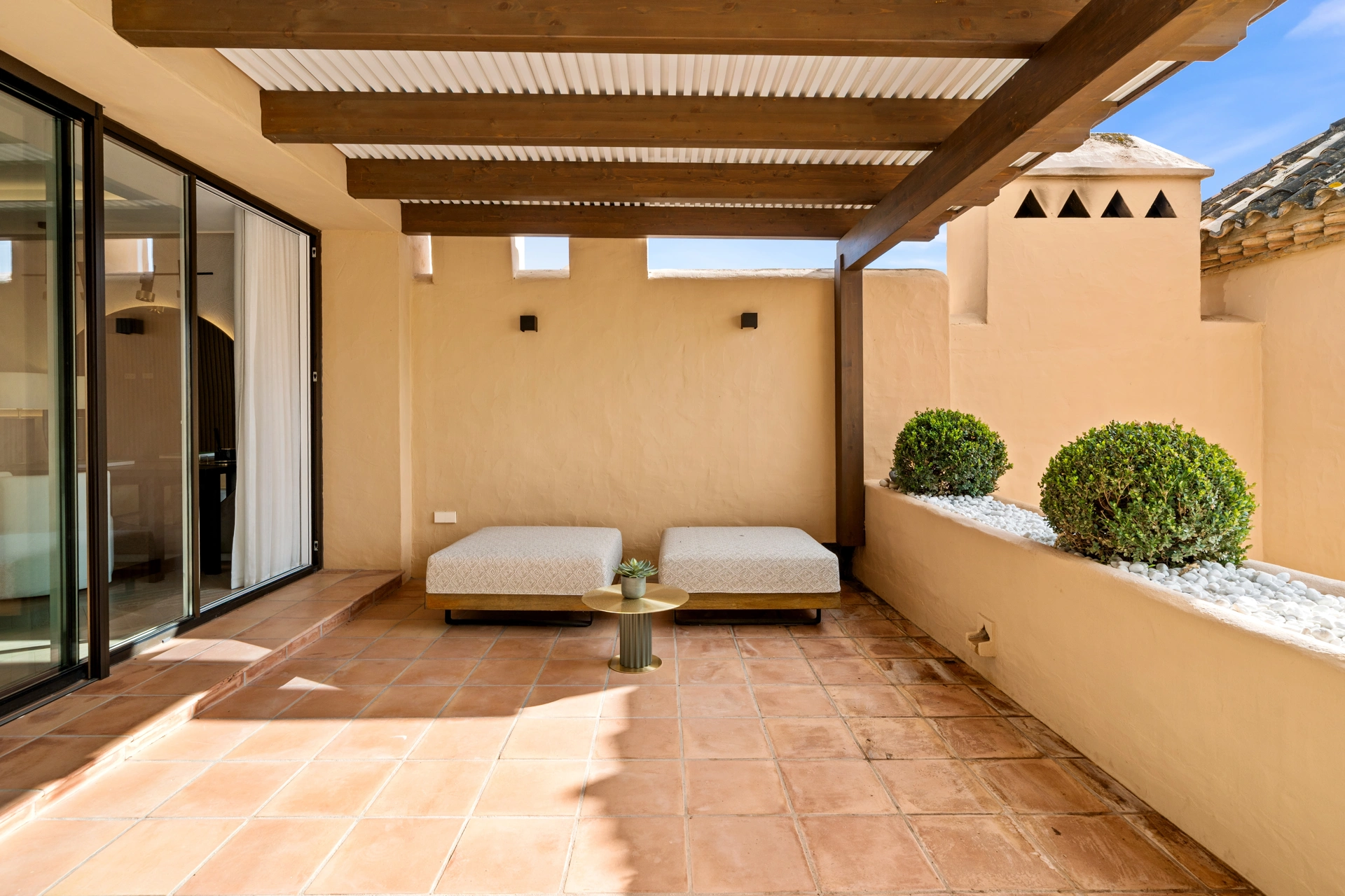 Duplex Penthouse for sale in Benahavis