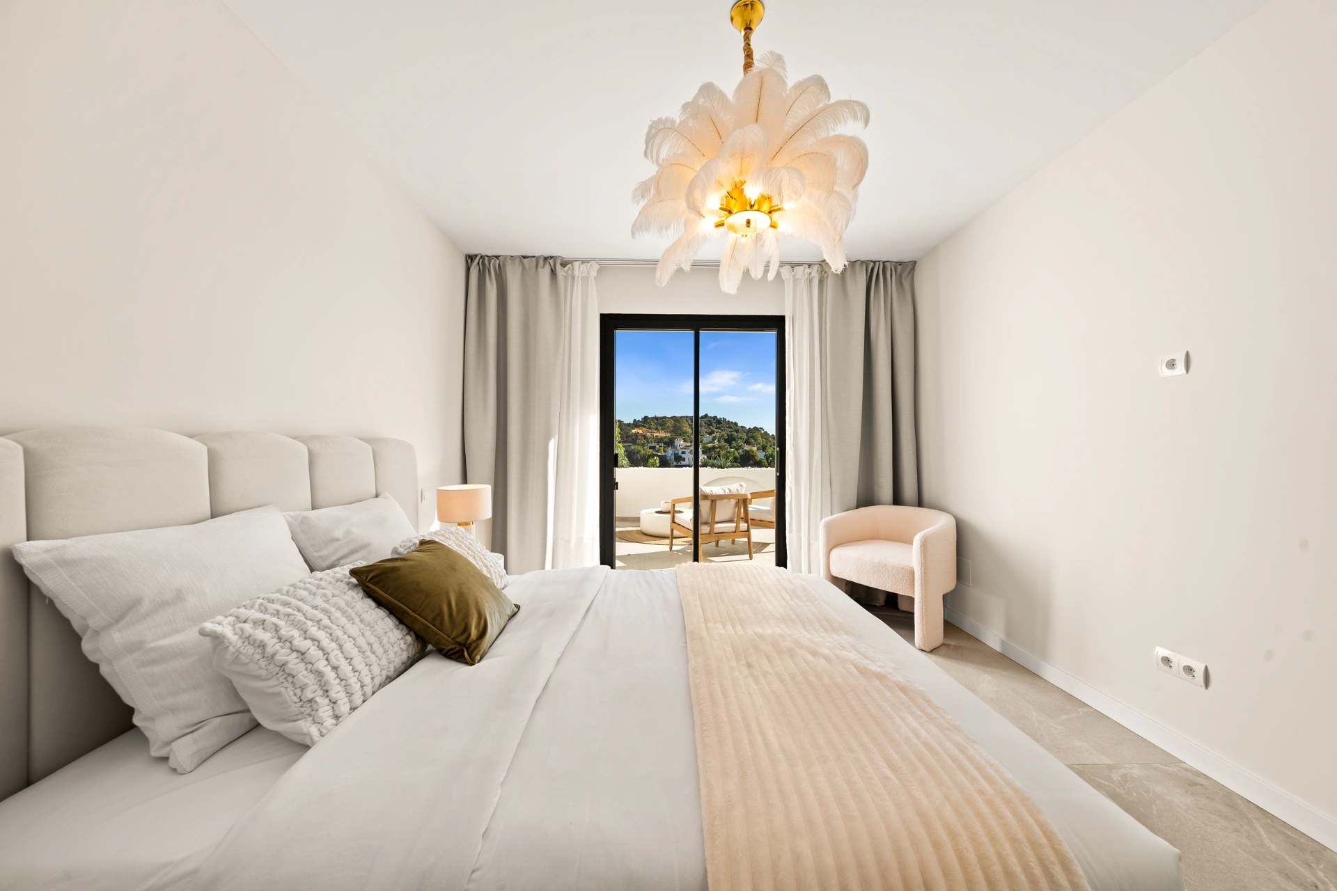 Apartment for sale in La Quinta, Benahavis