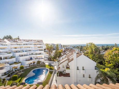 Penthouse for sale in Nueva Andalucia, Marbella