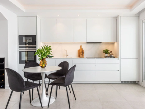 Penthouse for sale in Nueva Andalucia, Marbella