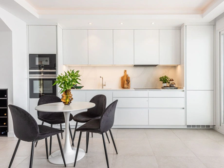 Penthouse for sale in Nueva Andalucia, Marbella