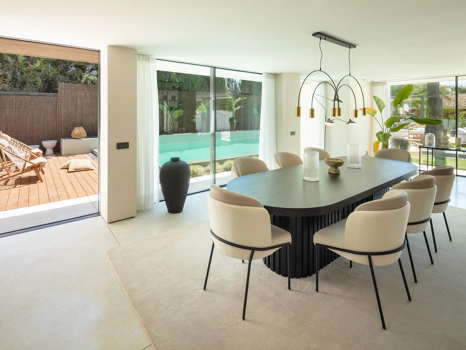 Modern Luxury Villa for Sale in Nueva Andalucía, Marbella