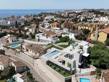 Villa for sale in Mijas