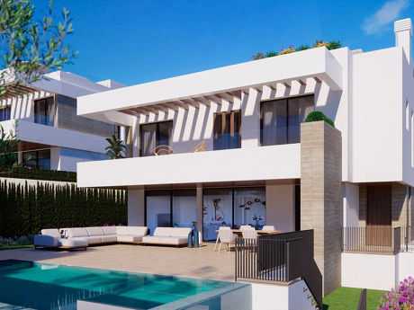 Villa for sale in Atalaya, Estepona East