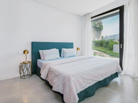 Villa for sale in Benahavis