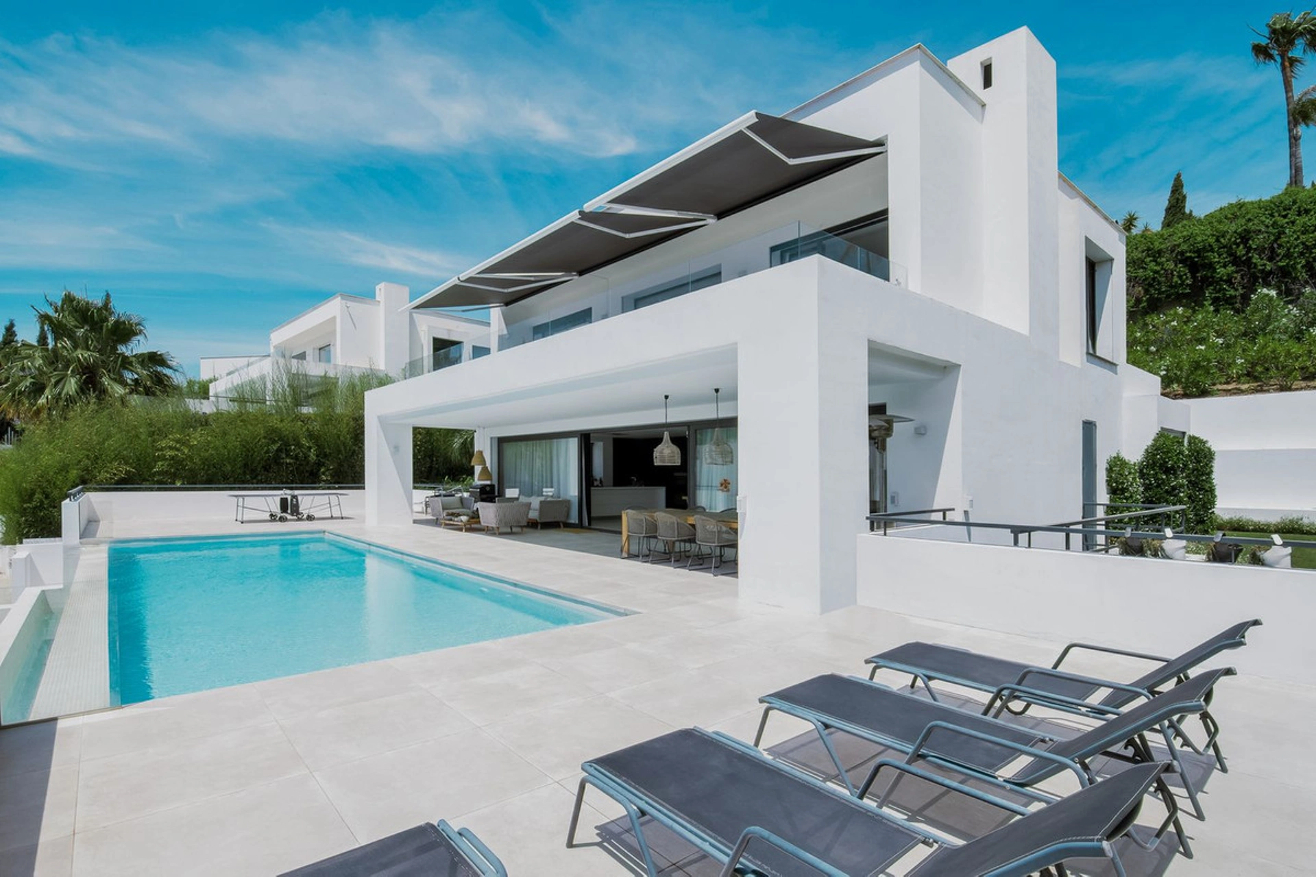 Villa for sale in Benahavis