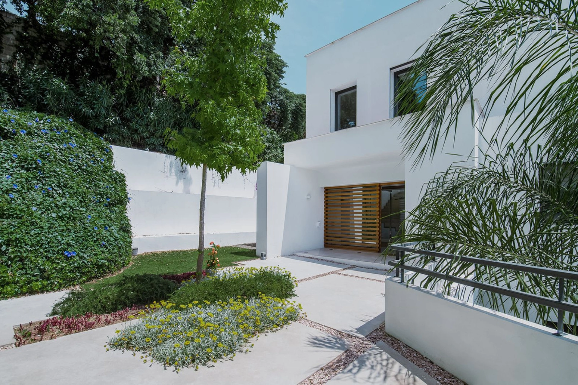 Villa for sale in Benahavis