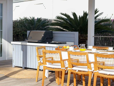 Villa for sale in Benahavis