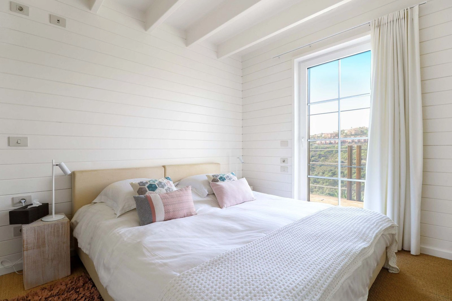 Villa for sale in Benahavis