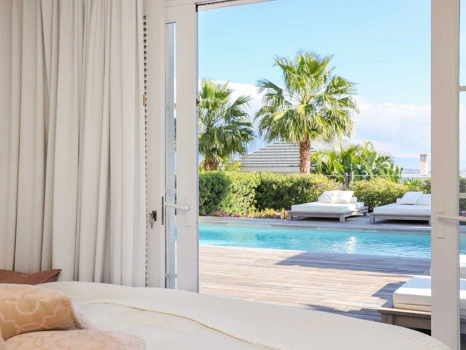 Villa for sale in Benahavis