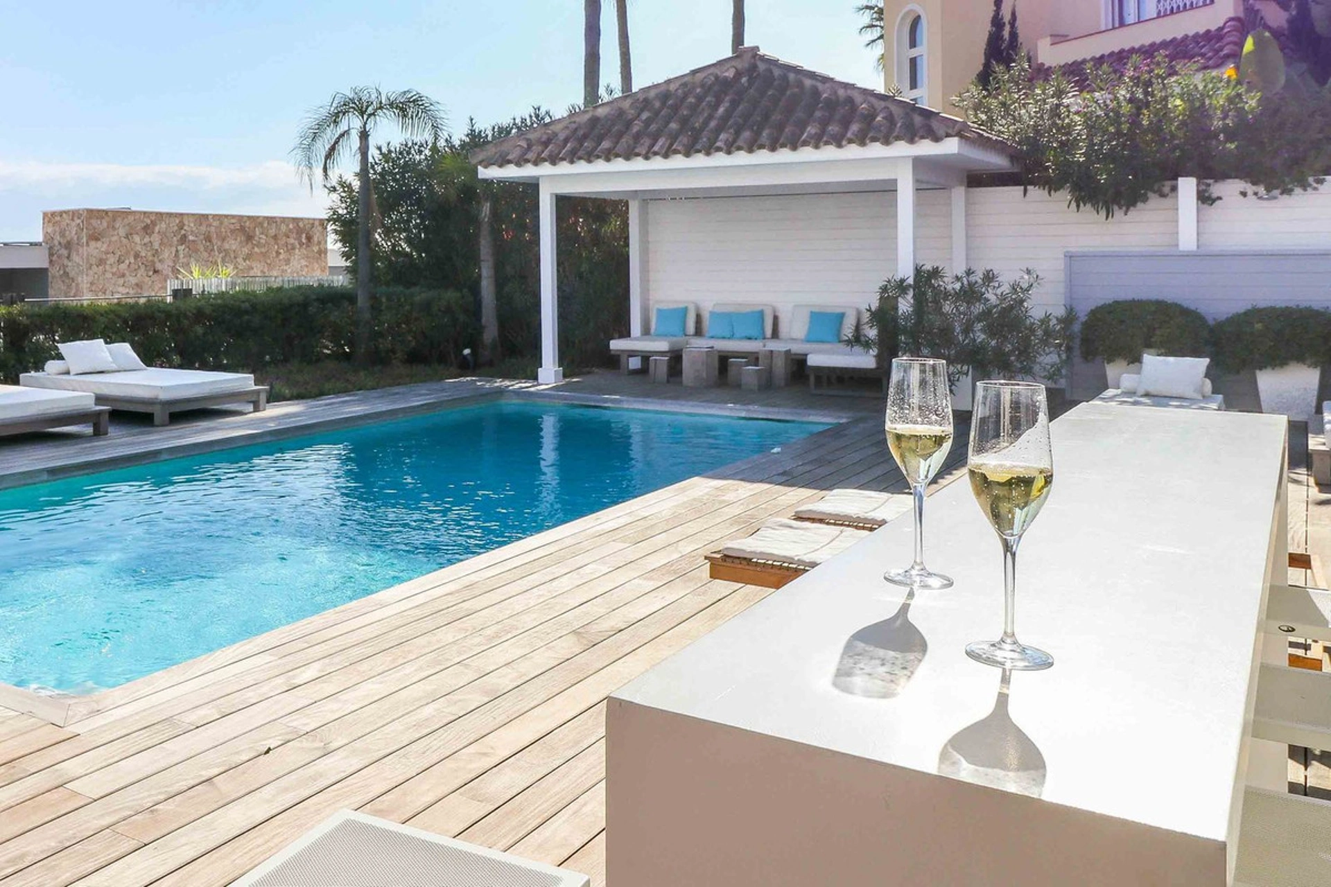 Villa for sale in Benahavis