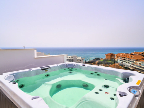 Modern Coastal Living in El Higuerón