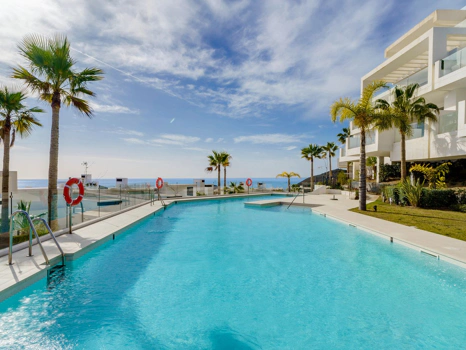 Exclusive Palo Alto Apartment, Marbella – Luxury with Mountain & Sea Views