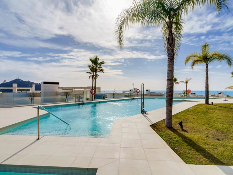 Exclusive Palo Alto Apartment, Marbella – Luxury with Mountain & Sea Views