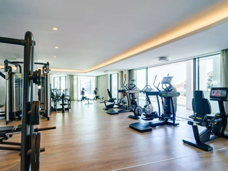 Exclusive Palo Alto Apartment, Marbella – Luxury with Mountain & Sea Views