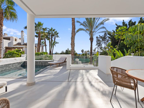 Modern Luxury Apartments with Private Pools and Sea-View Penthouses near Marbella