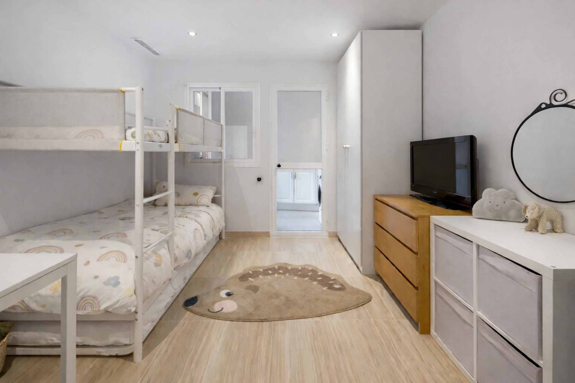 Ground Floor Apartment for sale in Hacienda Elviria, Marbella East