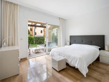 Elegant Ground Floor Apartment with Garden Access in Hacienda Elviria