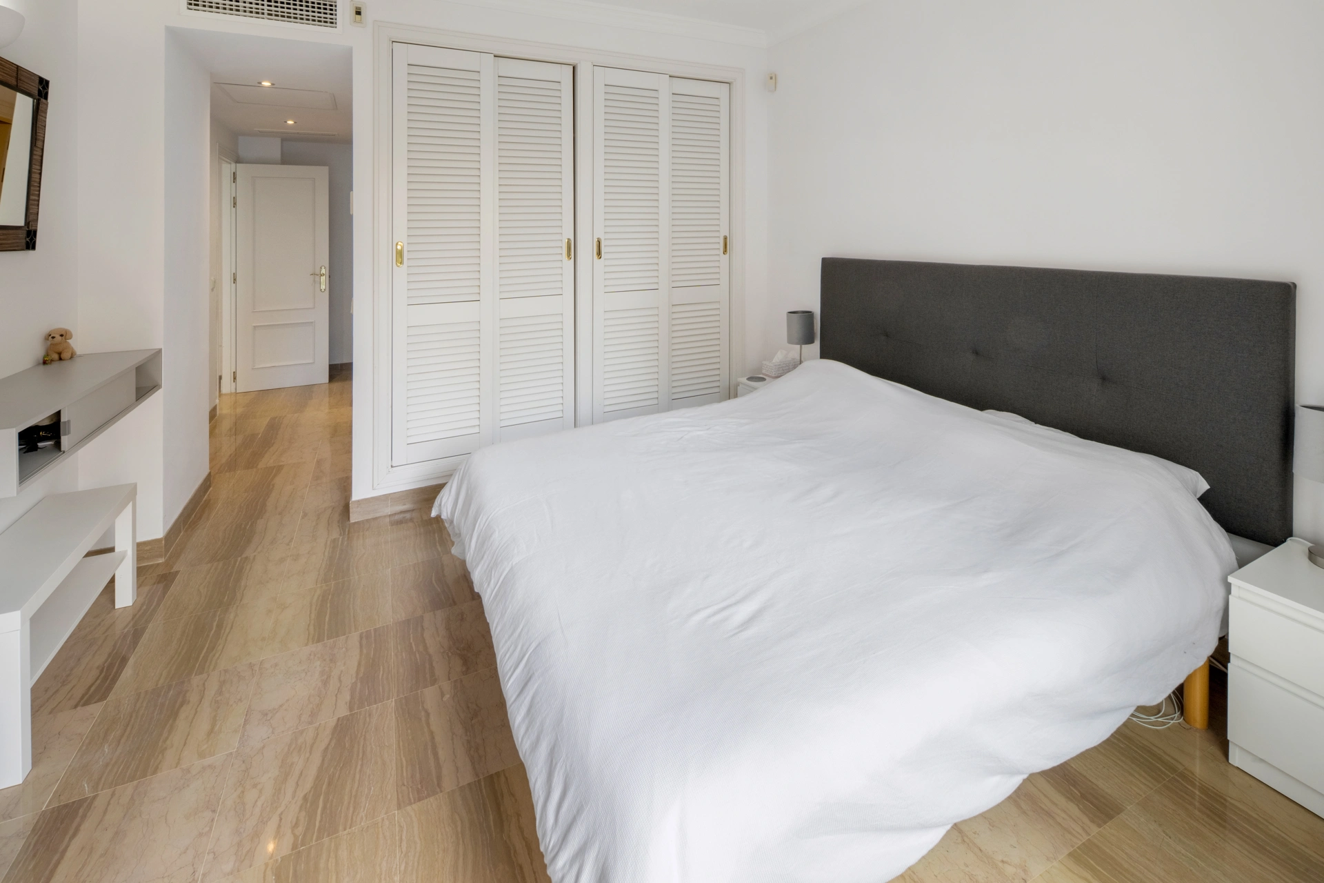 Ground Floor Apartment for sale in Hacienda Elviria, Marbella East