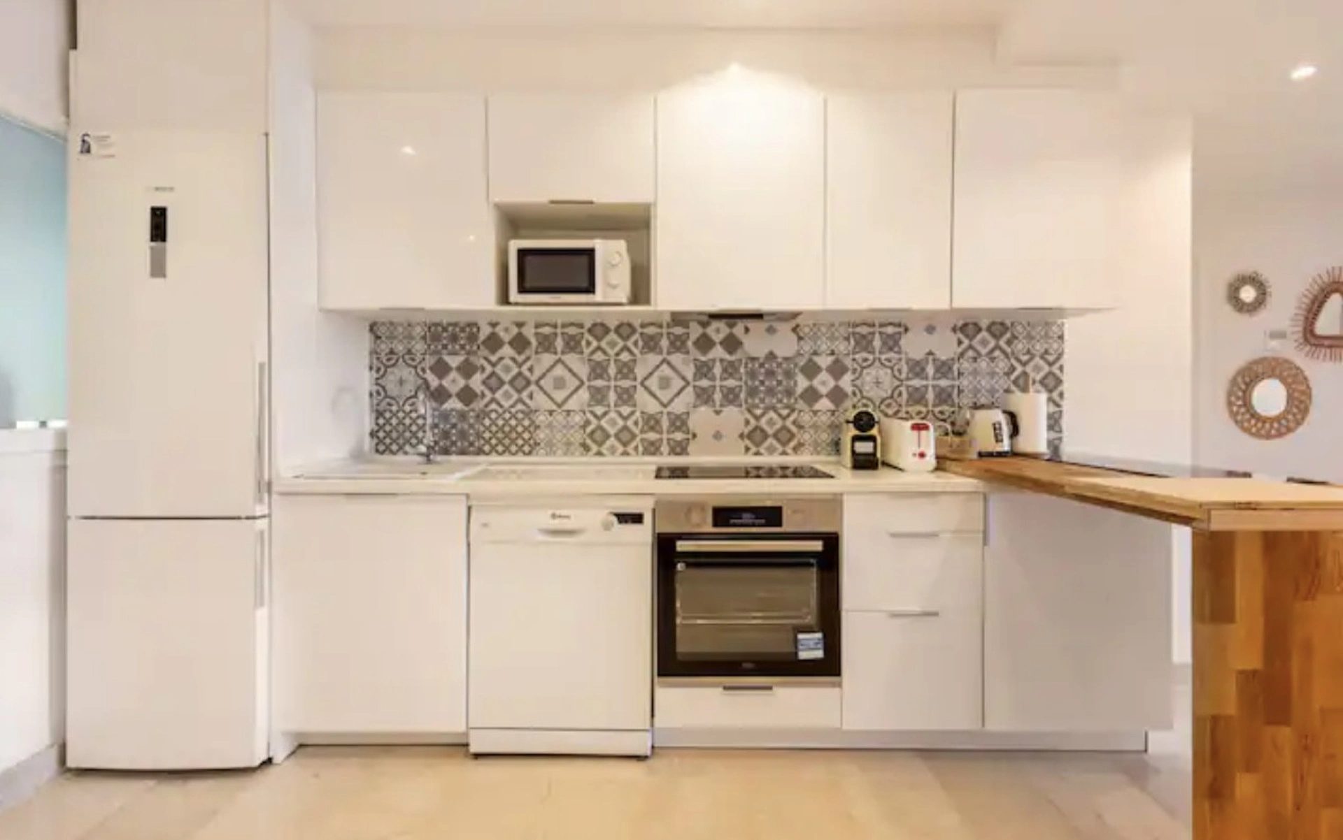Apartment for sale in Oasis de Marbella, Marbella Golden Mile