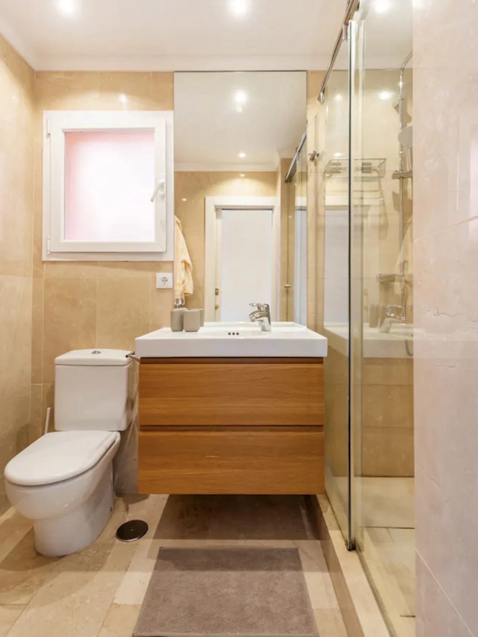Apartment for sale in Oasis de Marbella, Marbella Golden Mile