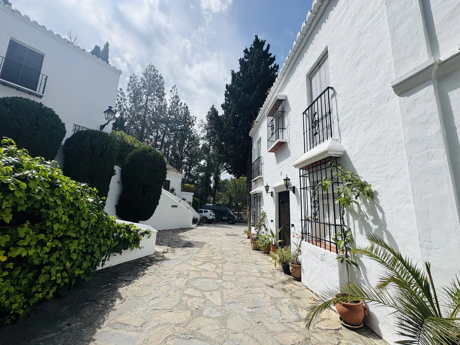 Charming Andalusian Townhouse in Las Lomas del Marbella Club