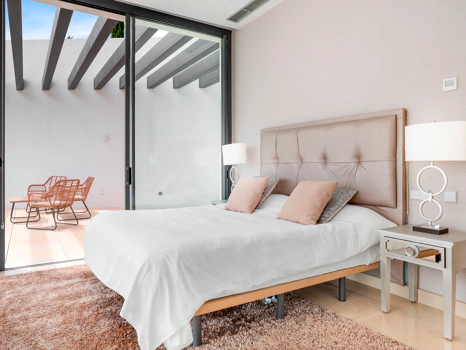 Contemporary Luxury Villa with Panoramic Sea Views in La Alquería