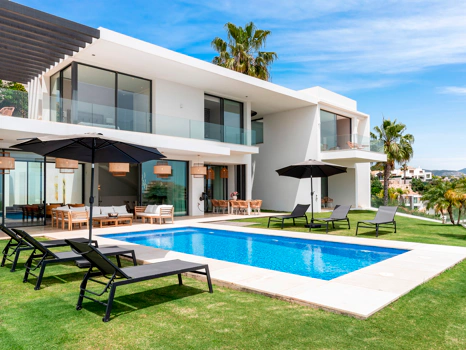 Contemporary Luxury Villa with Panoramic Sea Views in La Alquería