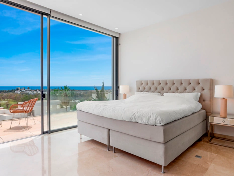 Contemporary Luxury Villa with Panoramic Sea Views in La Alquería