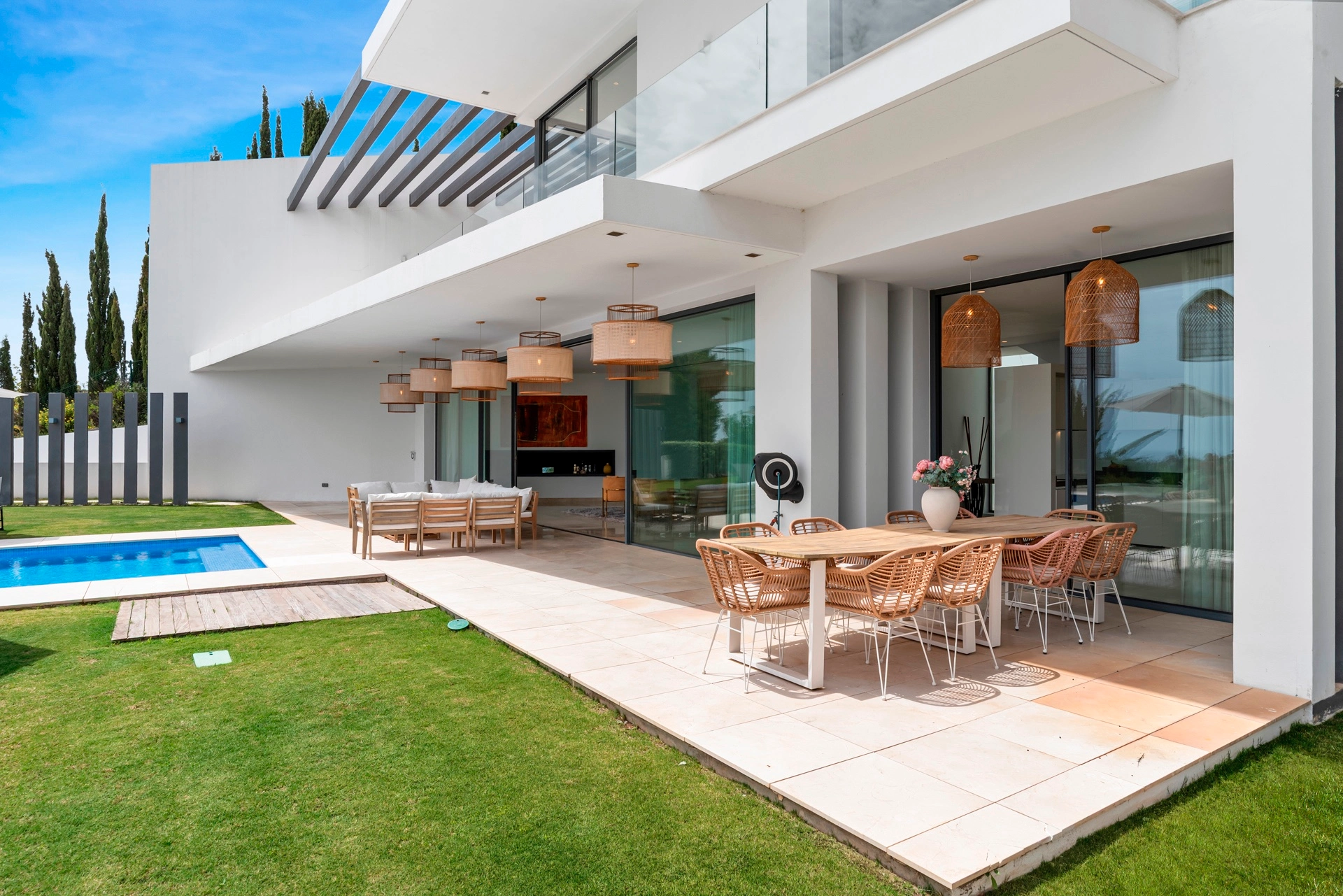 Villa for sale in Benahavis