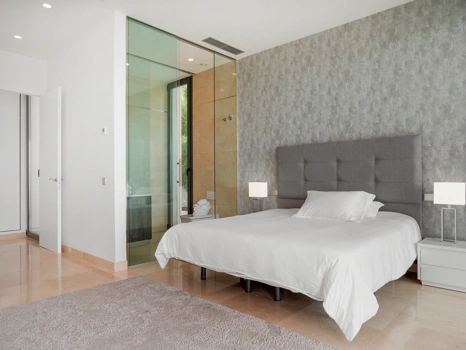 Contemporary Luxury Villa with Panoramic Sea Views in La Alquería