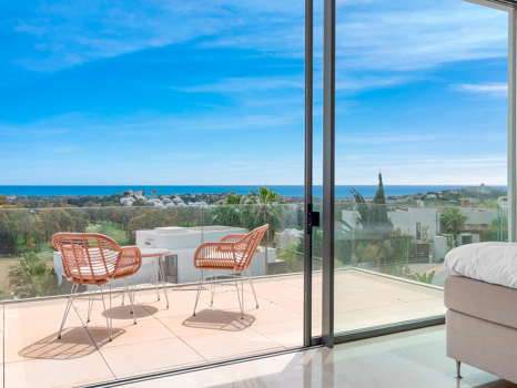 Contemporary Luxury Villa with Panoramic Sea Views in La Alquería