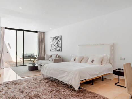 Contemporary Luxury Villa with Panoramic Sea Views in La Alquería