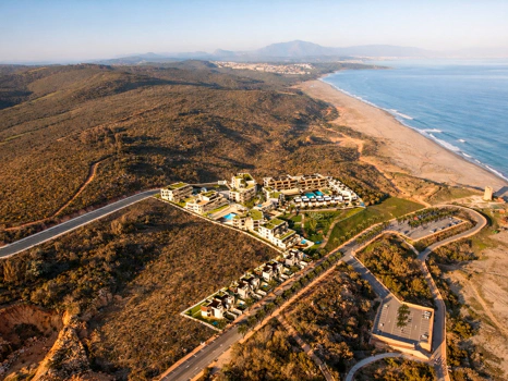 Paraíso Beach – Vida costera contemporánea en Torrenueva