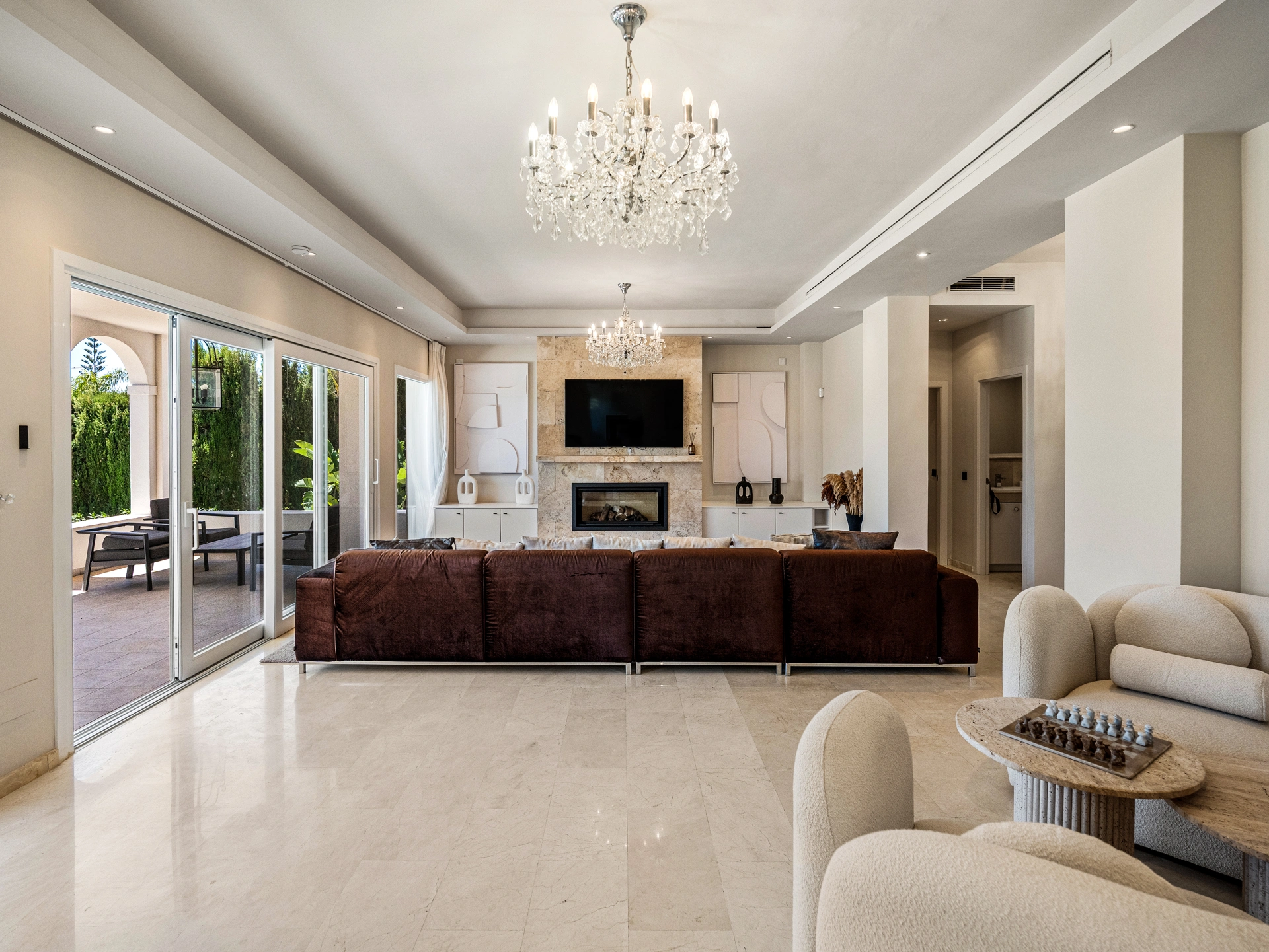Villa for sale in Nueva Andalucia, Marbella
