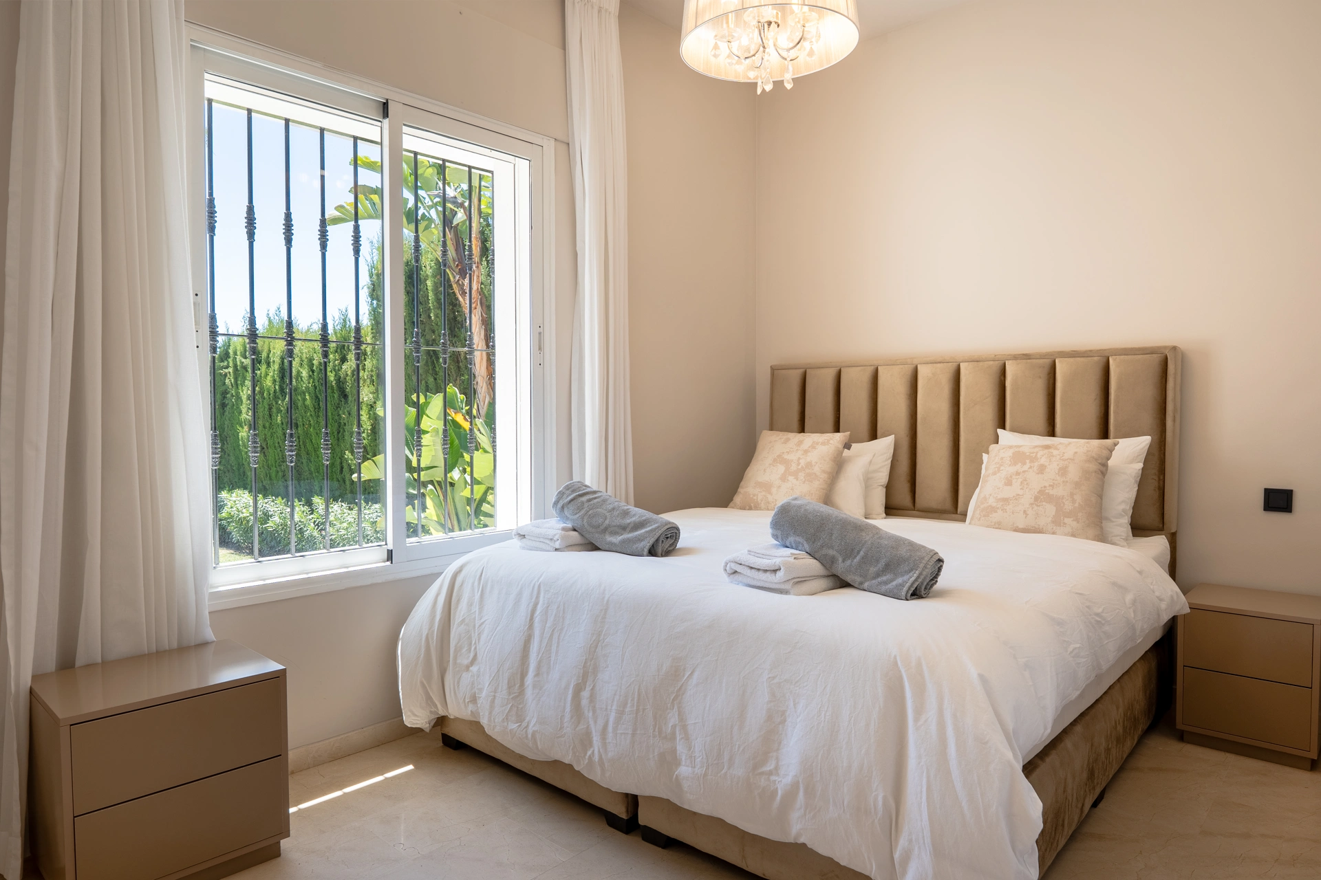 Villa for sale in Nueva Andalucia, Marbella