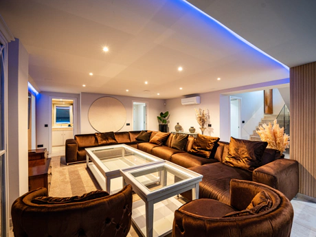 Luxury Six-Bedroom Villa in Nueva Andalucía’s Prestigious Golf Valley
