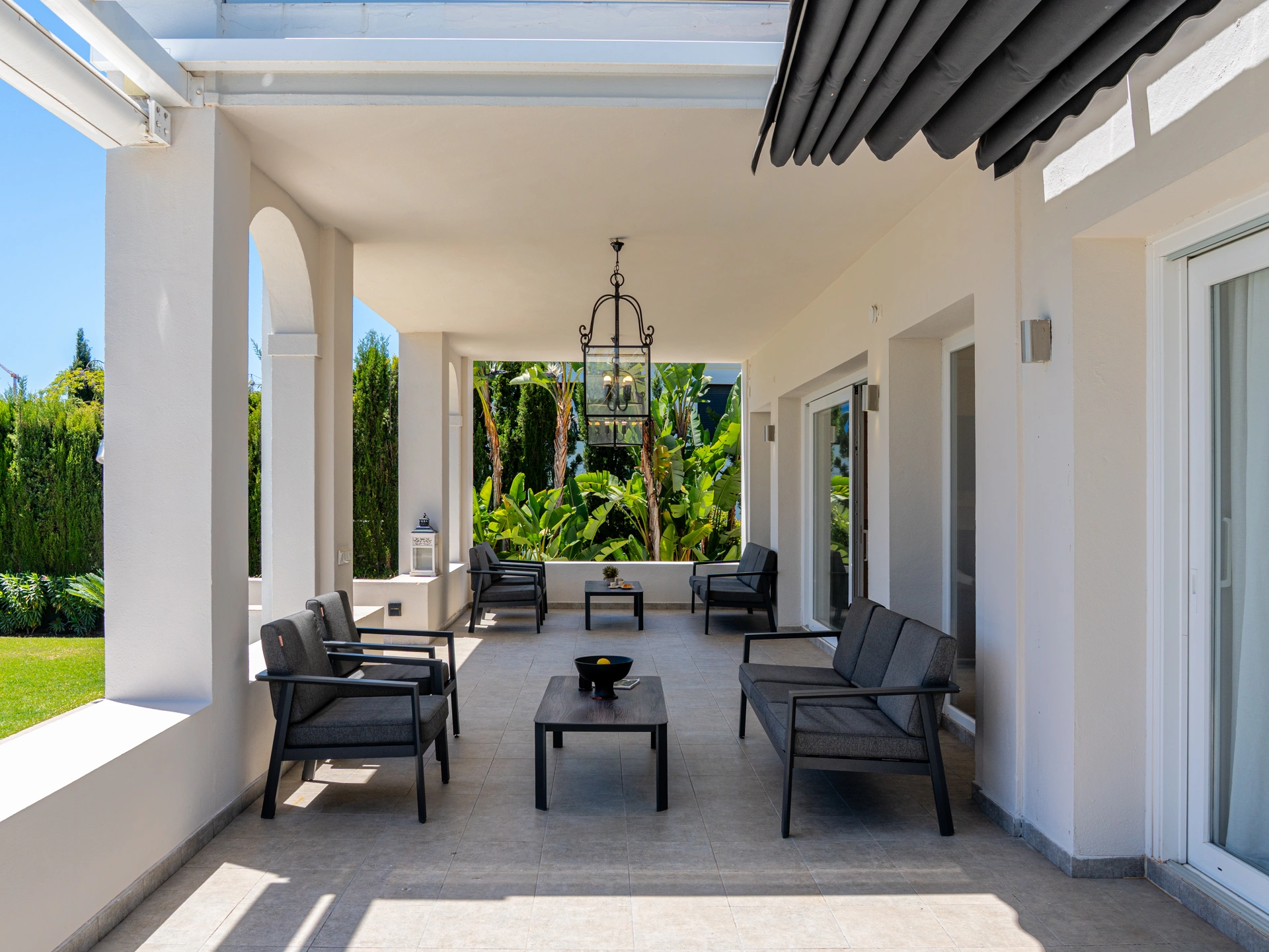 Villa for sale in Nueva Andalucia, Marbella